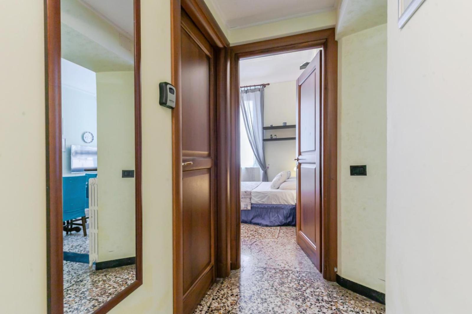 "Ca Niella" Art And Fun 9 Minutes From The Sea Apartment Savona Bagian luar foto